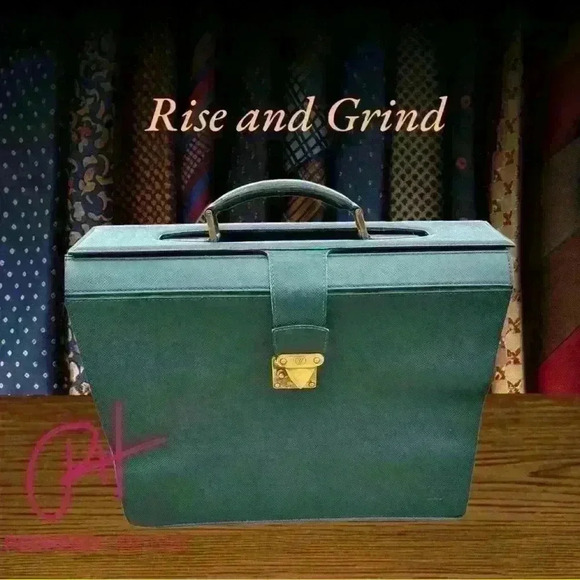 LOUIS VUITTON Taiga Pilot Case Oural Green Leather Vintage Oural Briefcase